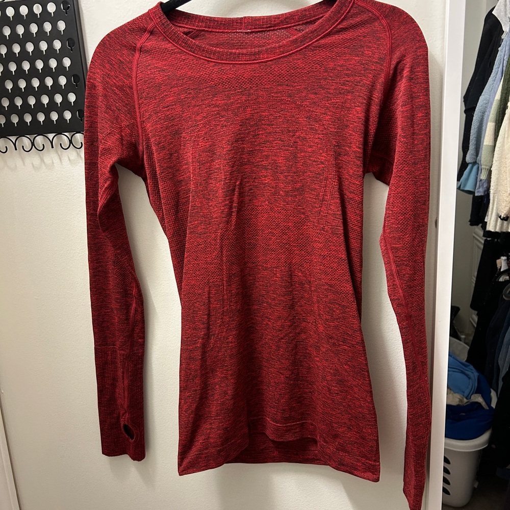 Women's Red Long-Sleeve Crewneck Performance Top